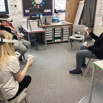 students getting to use the VR set